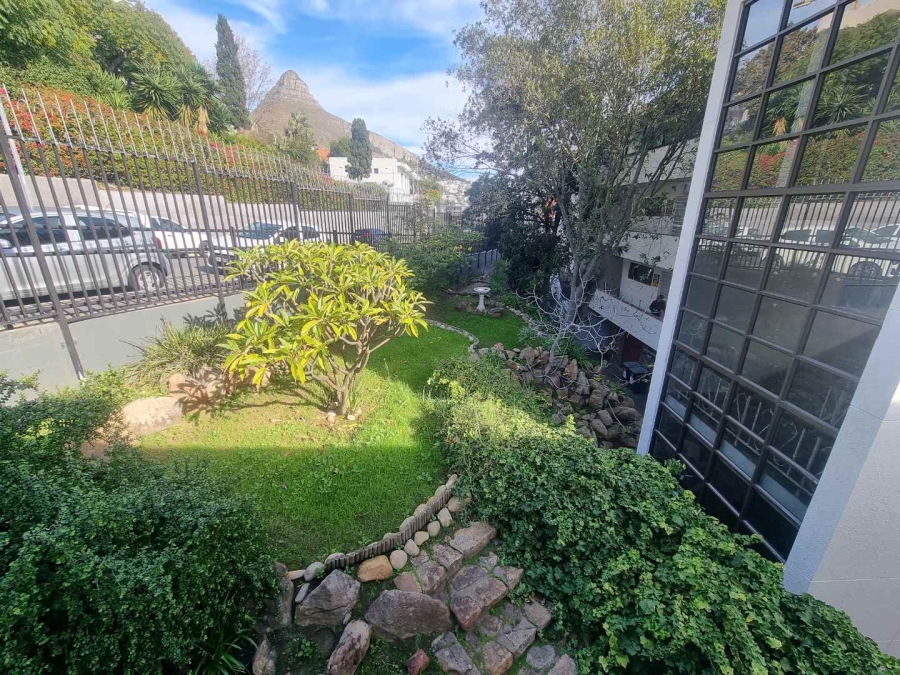 0 Bedroom Property for Sale in Sea Point Western Cape